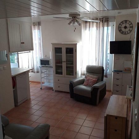 Albasud - Appartement Meuble Avec Terrasse - Salses Le Chateau 66 Εξωτερικό φωτογραφία